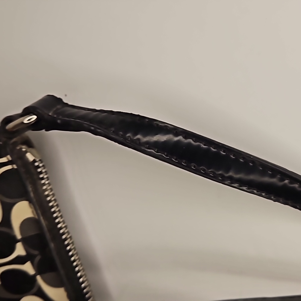 Authentic Coach Monogram Set - Picture 7 of 9